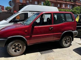 Nissan 43826 620100f000 620300f031 paragolpes