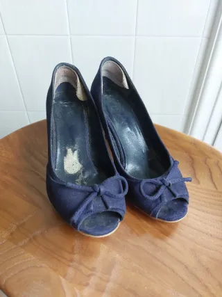 Zapatos de salón azul marino