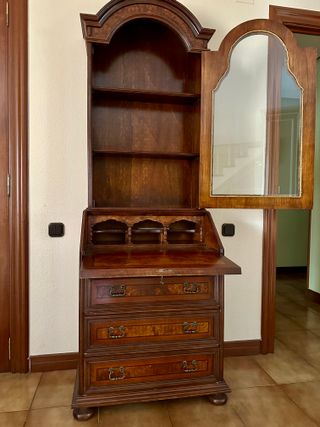 Armario vintage madera y cristal