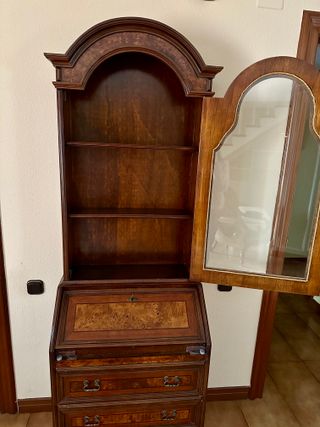 Armario vintage madera y cristal