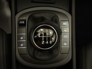 Hyundai Kona 1.0 TGDI 48V TECNO 100CV 2025