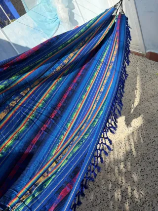 Hamaca artesanal azul multicolor