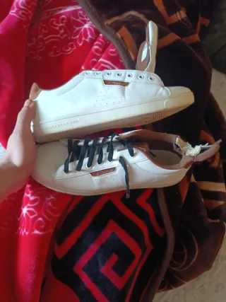 Zapatillas Kappa Blancas y Marrones