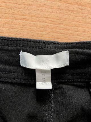 Pantalón vaquero negro talla L nuevo
