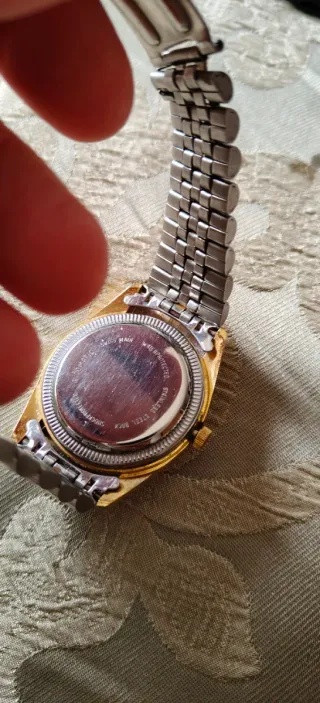 Reloj Etna Geneve Automático Dorado