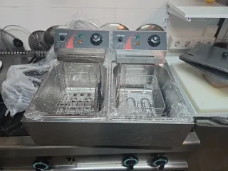Freidora doble VEVOR a estrenar