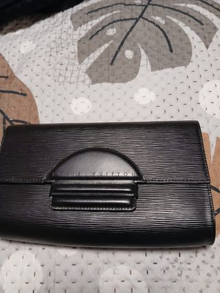 Bolso Louis Vuitton Negro con Certificado