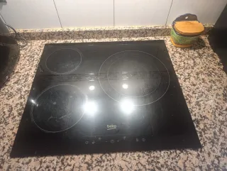 Vitrocerámica Beko 4 fuegos