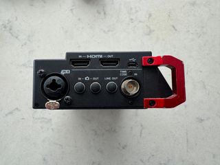 Grabadora Tascam DR-70D + Baterías