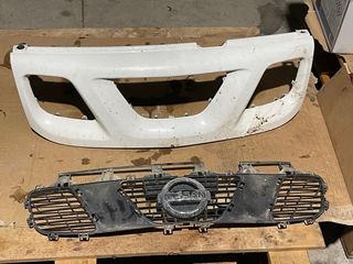 Calandra para Nissan Terrano 2