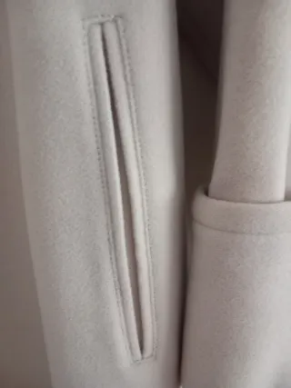 Abrigo Louis Feraud Beige