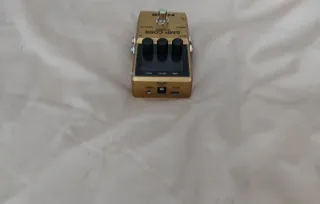 Nux Amp Core Pedal Dorado