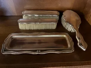 Conjunto tocador vintage vidrio y alpaca