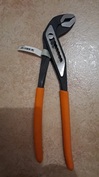 Pinza Beta pappagallo