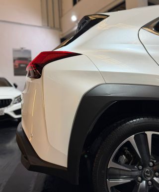 Lexus UX 2022