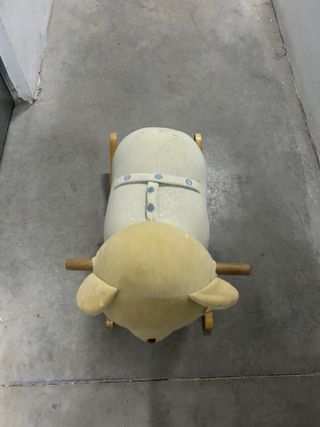 Balancín de peluche para bebé