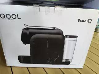 Delta Q Qool Evolution Negra Cafetera para Cápsula