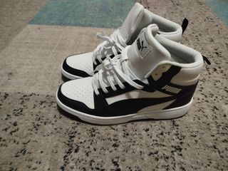 Zapatillas Puma Altas Blancas y Negras