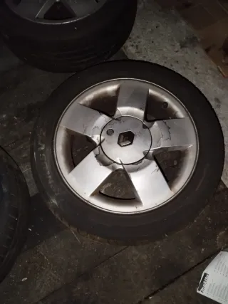 4 Llantas Renault Clio 15"