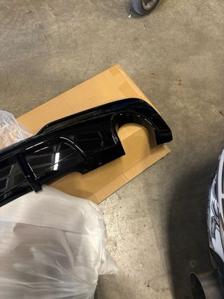 Difusor trasero BMW F10 F11 Negro Brillante