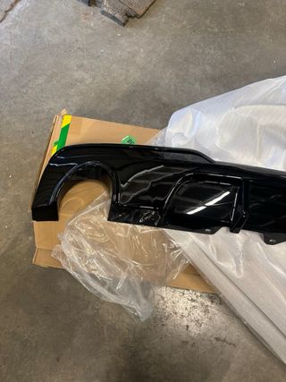 Difusor trasero BMW F10 F11 Negro Brillante