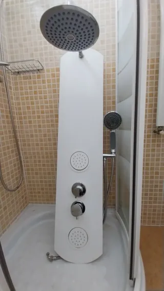 Columna de ducha hidromasaje