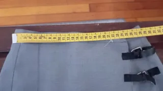 Minifalda colegiala. Minifalda de uniforme.