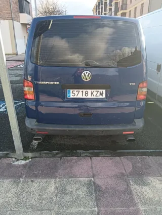 Volkswagen Transporter T5 2004
