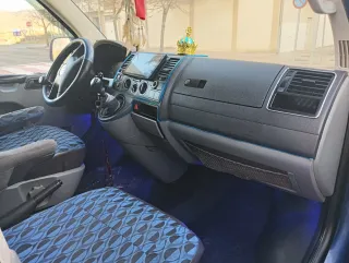 Volkswagen Transporter T5 2004