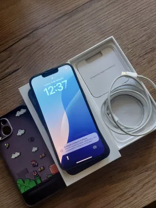 iPhone 13 Negro impecable 88% Salud Batería