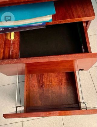 Mesa de despacho madera y cristal