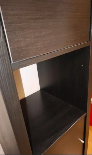 Estantería Kallax Ikea Negra y Roja