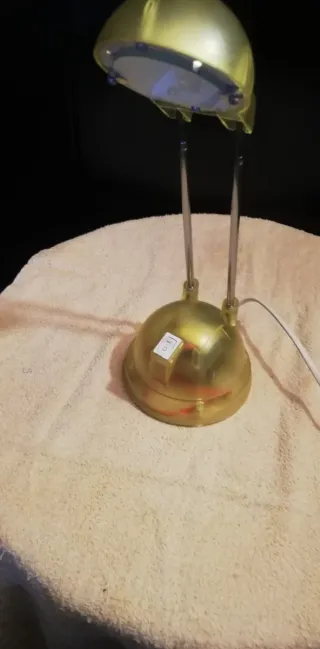 Flexo Telescópico Dorado y Blanco