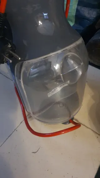 Cafetera Dolce Gusto. Para piezas