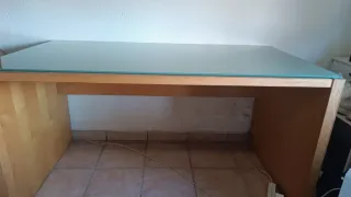 Mesa escritorio haya con cristal