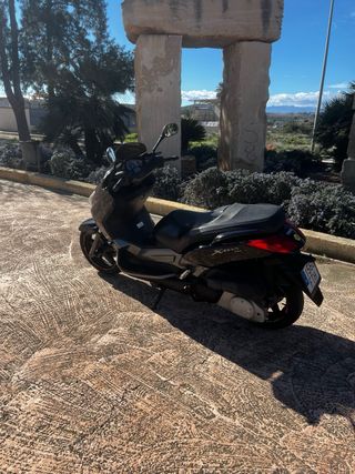 Yamaha Xmax 250 Negra/Gris 37.500kms como nueva