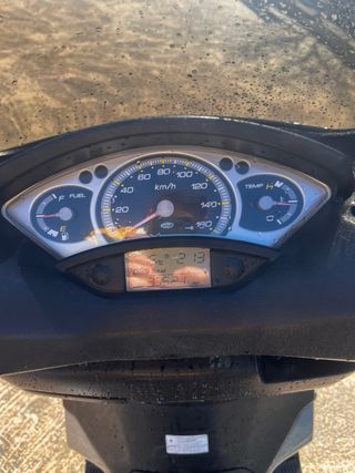 Yamaha Xmax 250 Negra/Gris 37.500kms como nueva