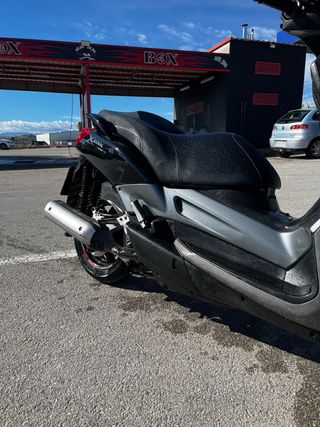 Yamaha Xmax 250 Negra/Gris 37.500kms como nueva
