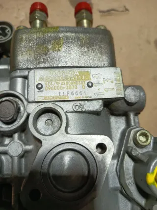 Bomba Inyectora Toyota 22100-54311 Reparada