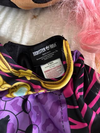 Disfraz Monster High con peluca