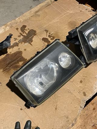 Faros delanteros para Nissan Terrano 2