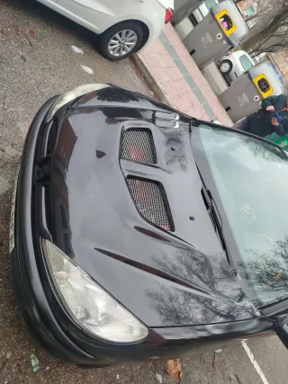 Capot 206 y pilotos led traseros