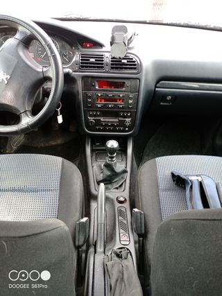Peugeot 406 2003