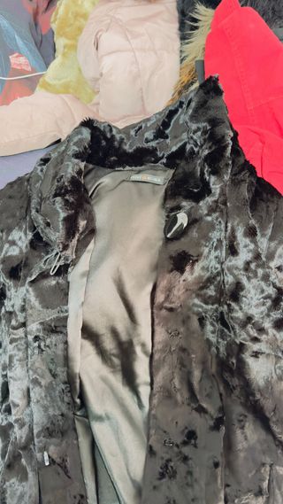 Abrigo Punto Roma imitación astracán negro