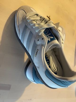 Adidas Samba Blancas y Azules