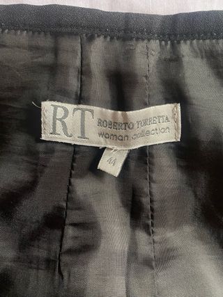 Falda estampada geométrica de Roberto Torretta