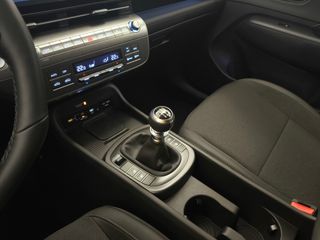 Hyundai Kona 1.0 TGDI 100CV 48V TECNO 2025