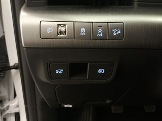 Hyundai Kona 1.0 TGDI 100CV 48V TECNO 2025