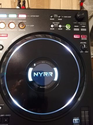 Pioneer DJ DDJ-FLX10 con soporte y cables