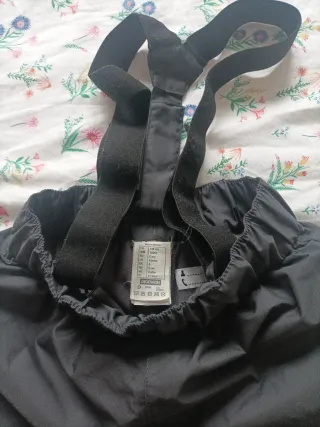 Pantalón de nieve infantil talla 8 años del decath
